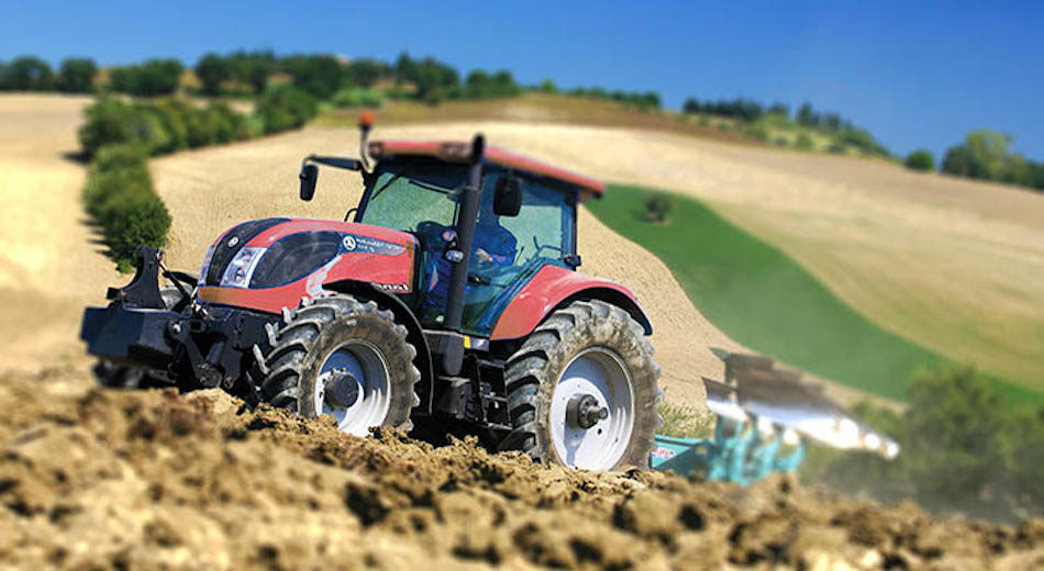 Trattori e macchine operatrici innovative con il finanziamento dell’Inail