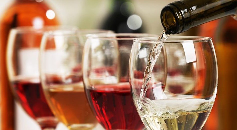 Sos dalla filiera del vino: tra fiere annullate e ordini in calo si rischia la crisi