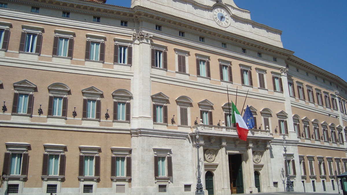 Manovra, 400 mln per l’agricoltura e la novità del “Granaio Italia”