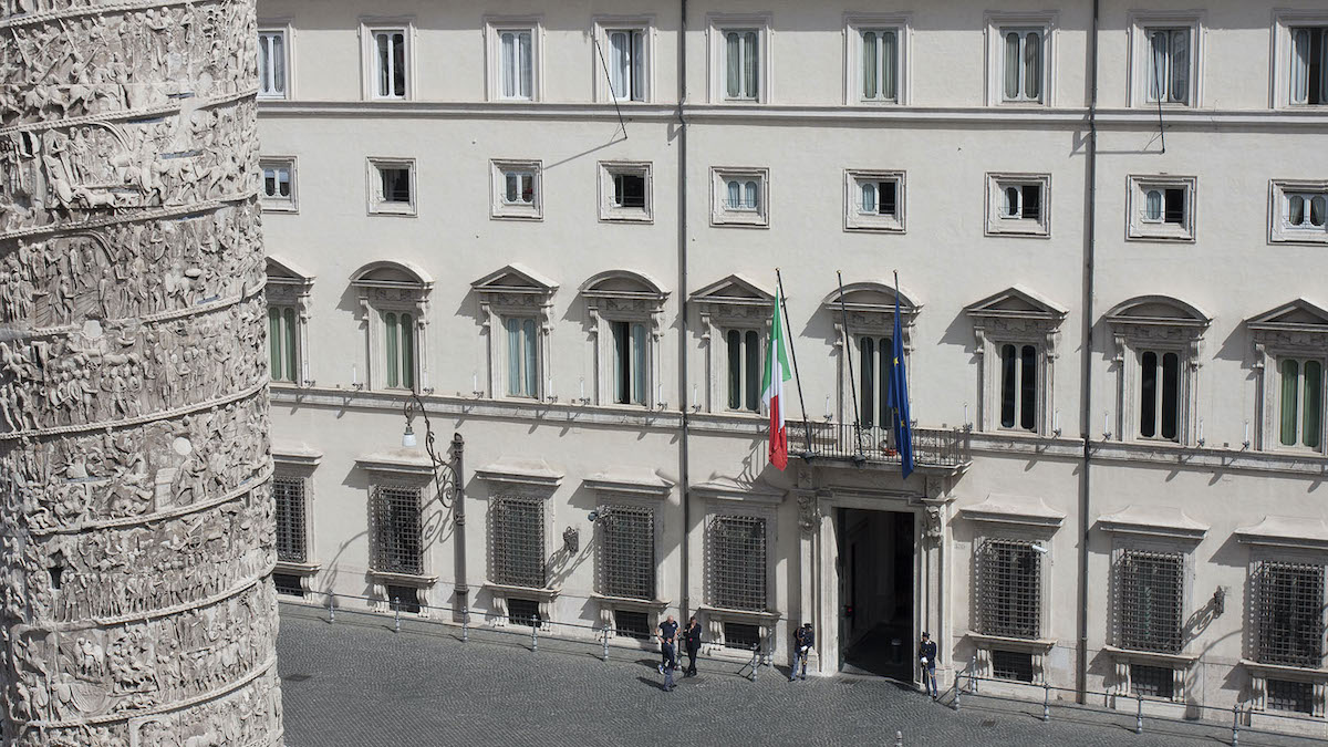 Milleproroghe, per il 2021 no all’antimafia per i premi Pac minori