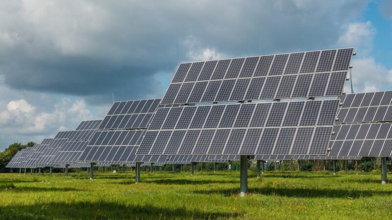 Fotovoltaico, senza Piano energetico regionale terreni agricoli a rischio
